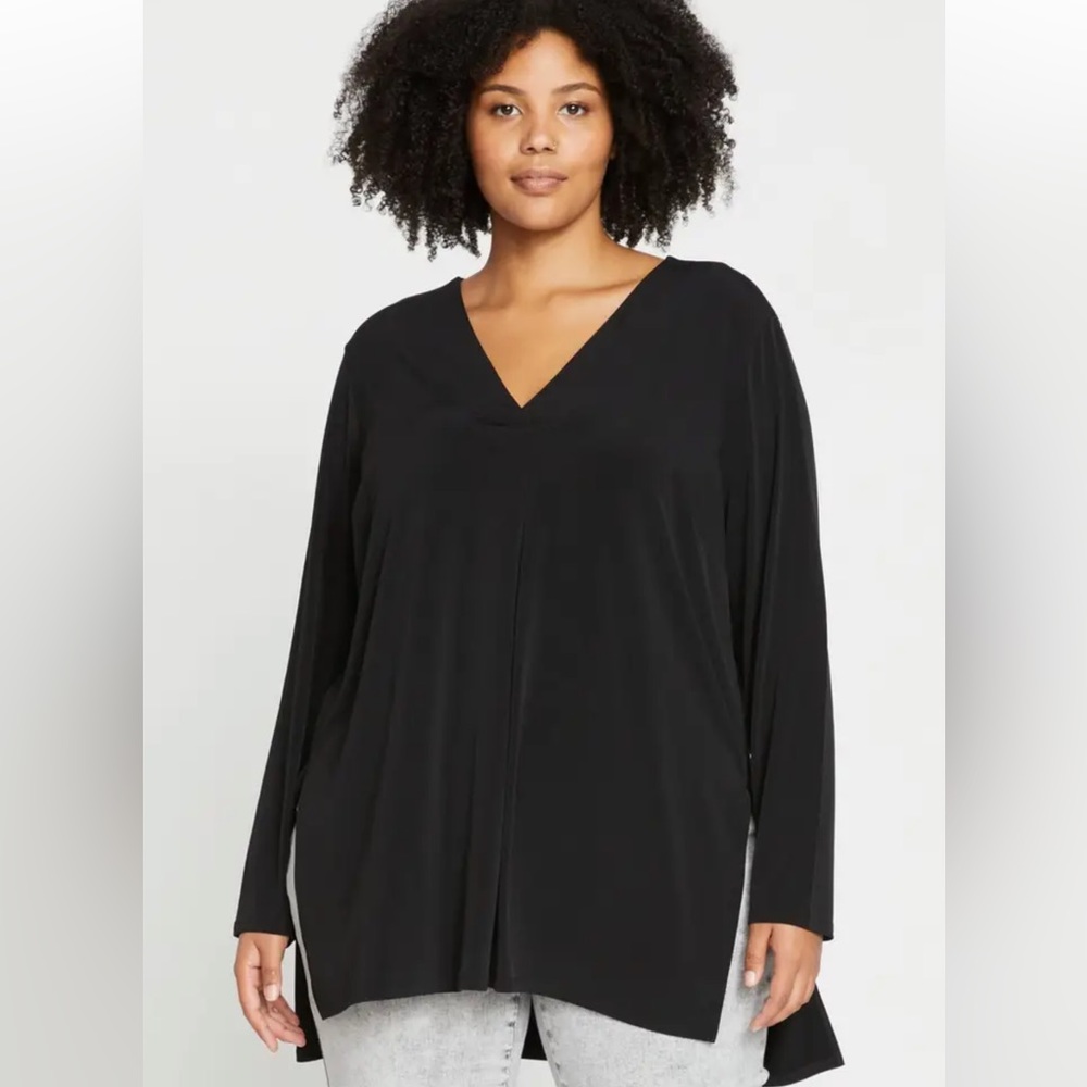 Universal Standard clean column tunic black size S(14-16)